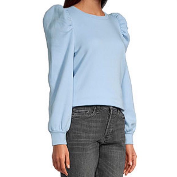 A.N.A Sweatshirt 🚨Host Pick🚨 - Picture 2 of 3